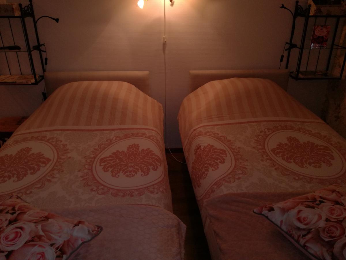 Bed and Breakfast La Rose Pelt Экстерьер фото